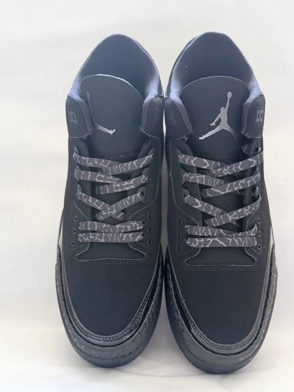 Jordan Men's Black Low-Top Sneakers - Picture 3 of 4